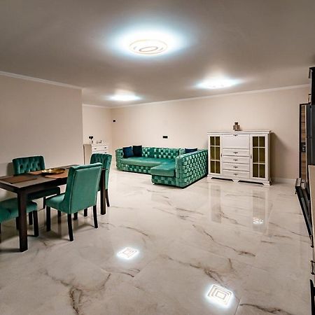 Apartamento Moky Rezident 2 Arad Exterior foto